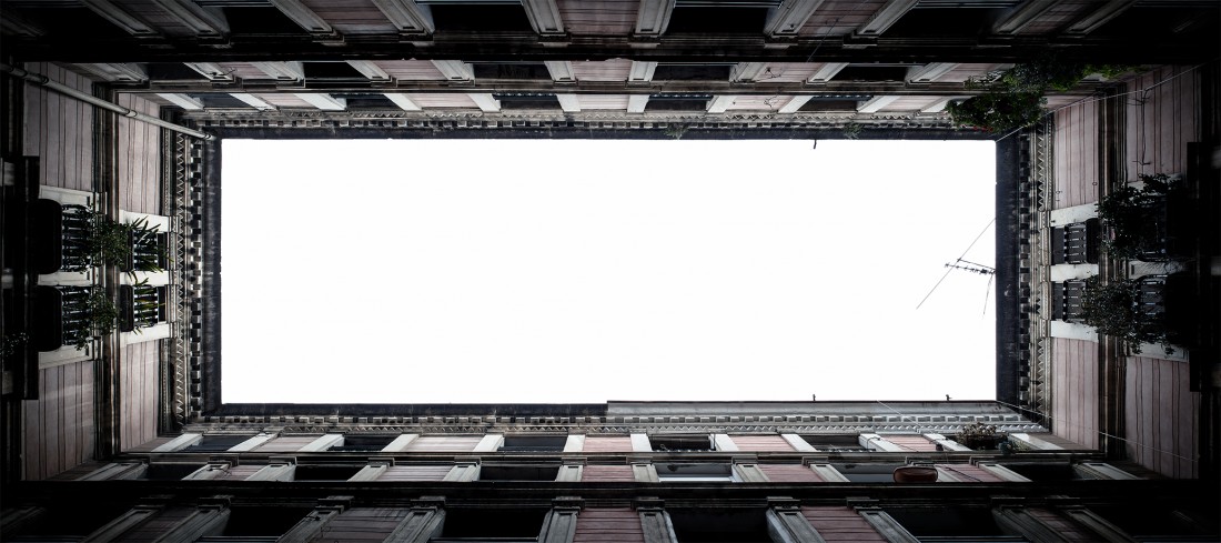 Charlotte_Jansen_Ein_Stück_vom_Himmel_I_2015_C-print_sobre_paper_fotogràfic_Enhanced_Matte_Epson_70x158cm I